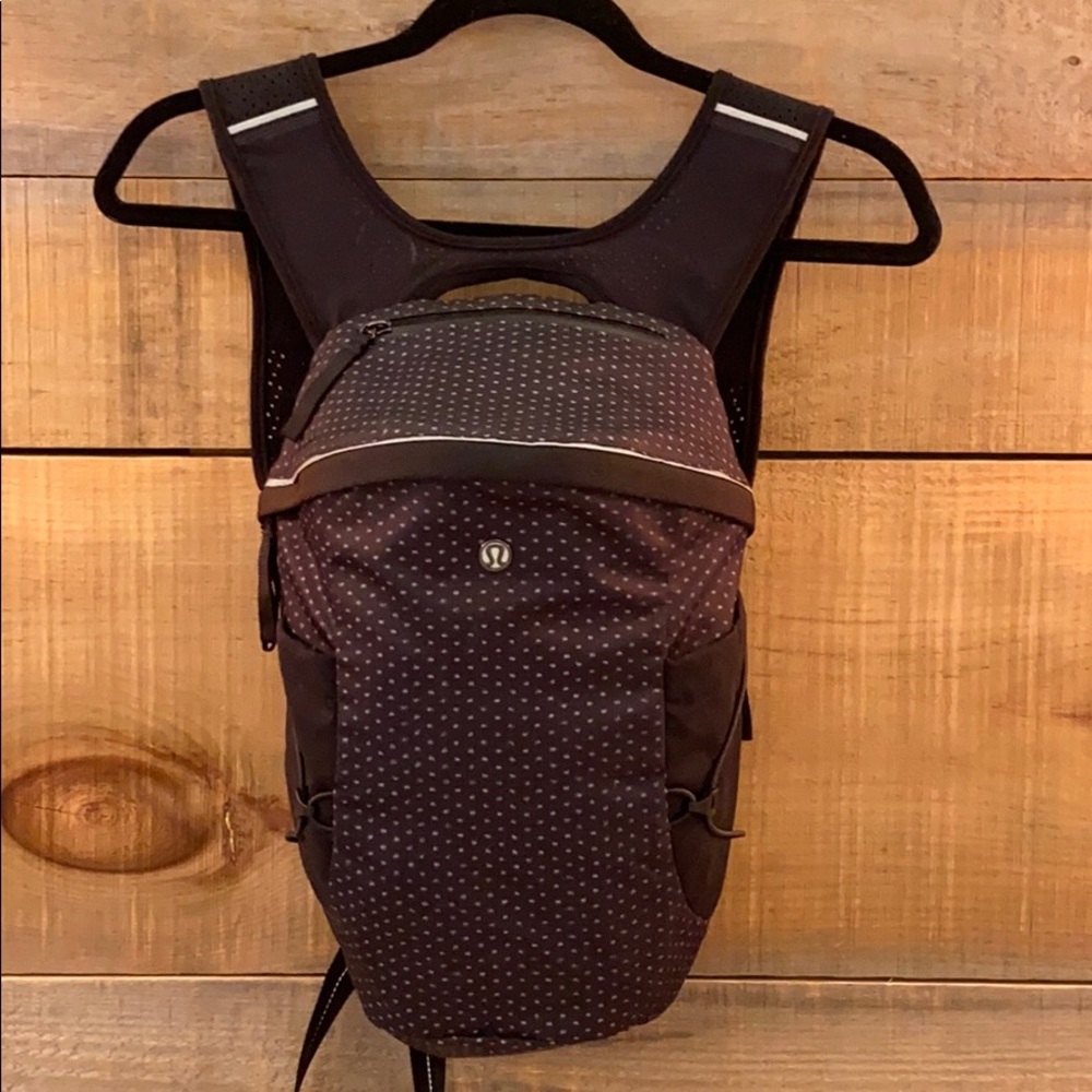 Lululemon More Miles Active Backpack 17L